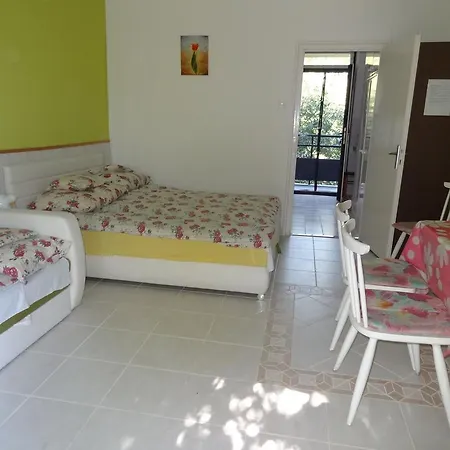Bogi Apartman Appartement *