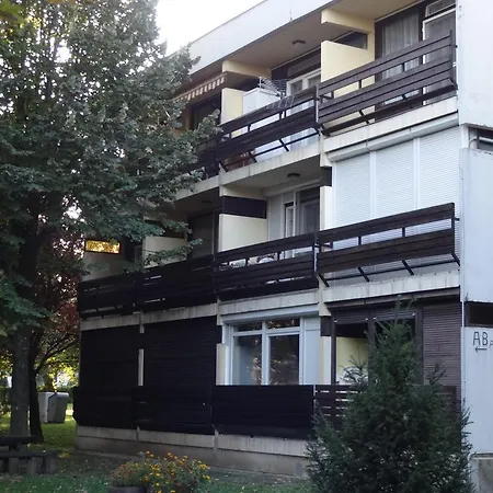 Bogi Apartman Appartement